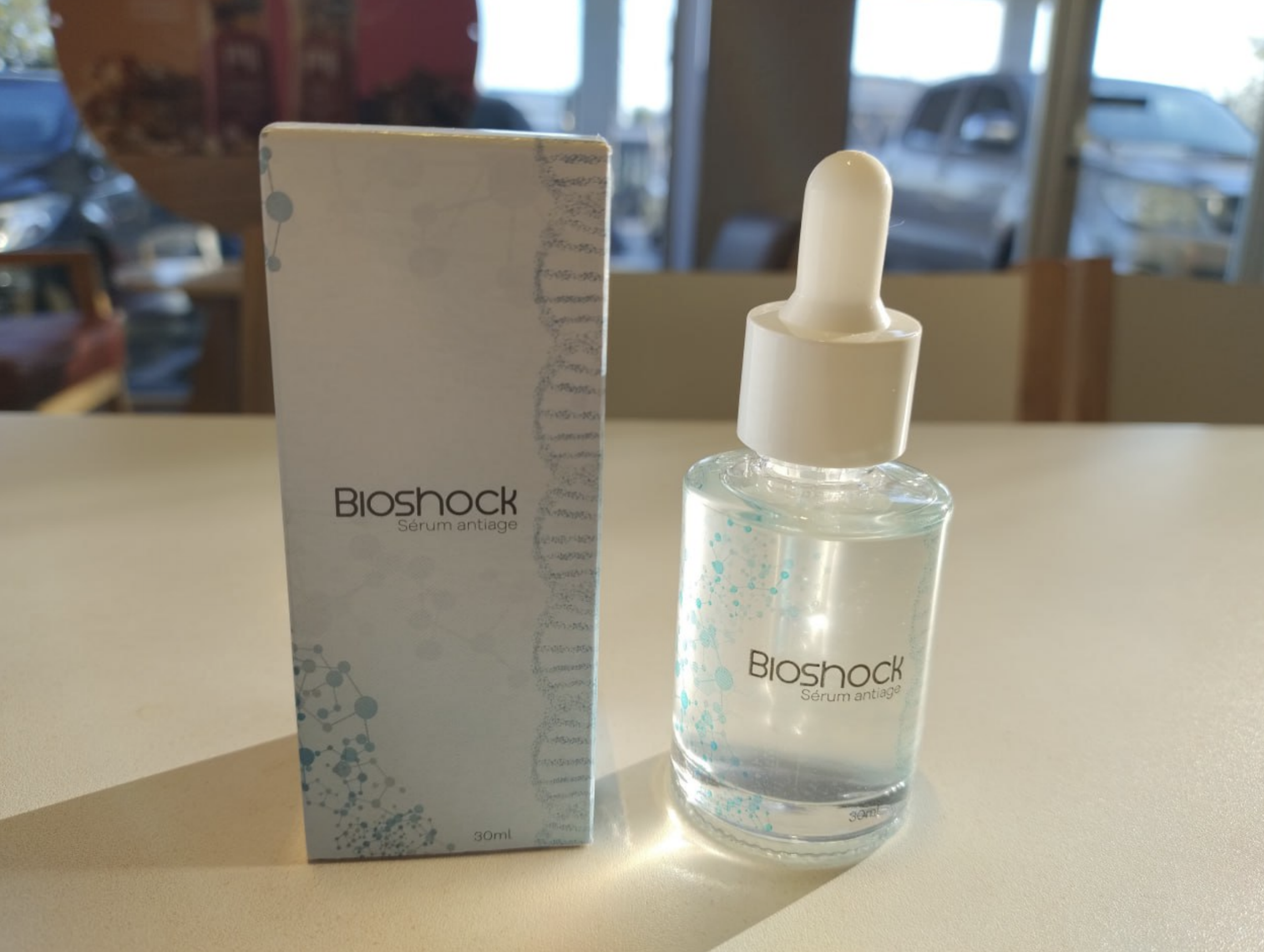 Frasco con gotero y caja BIOSHOCK Sérum antiage de 30 ml