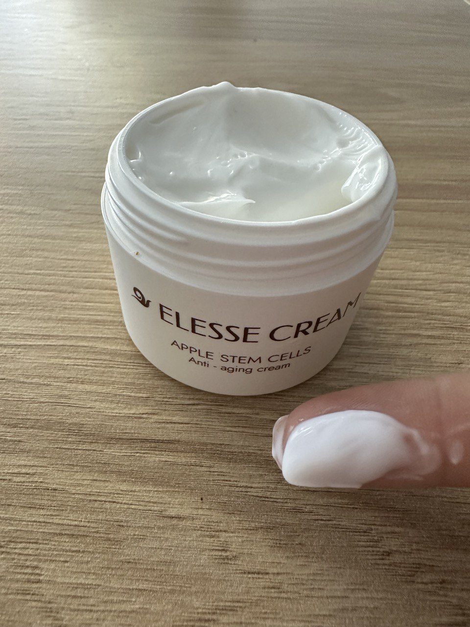Elesse cream